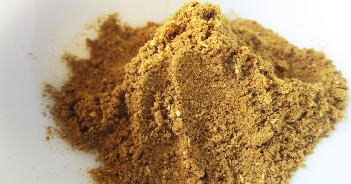 ecofashion-korijander-prirodna-boja-za-bojenje-tkanina