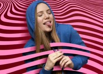 cover-double-complementary-colors-in-fashion-best-outfits