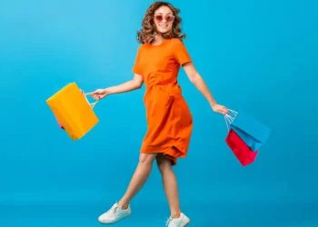 cover-split-complementary-colors-in-fashion-best-outfits